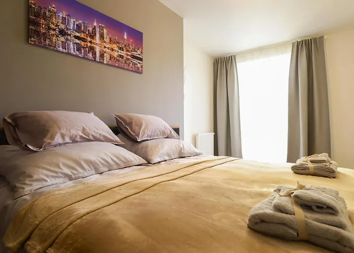 Appartement / 10 Min From Center / O2 Arena *