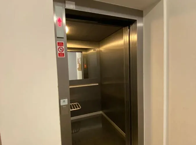 / 10 Min From Center / O2 Arena Appartement